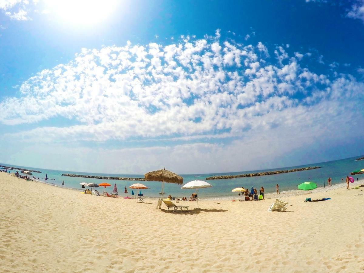 Villa Di Lusso Sul Mare A Diamante - Villa Ventre بلفيديري ماريتّيمو المظهر الخارجي الصورة